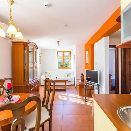 Perla Apartment *