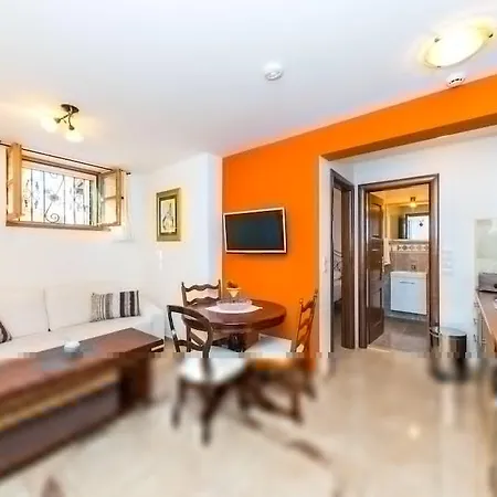 Perla Apartment Split
