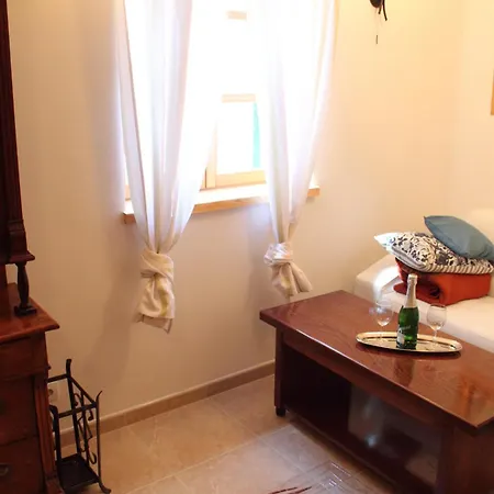 Perla Apartment *