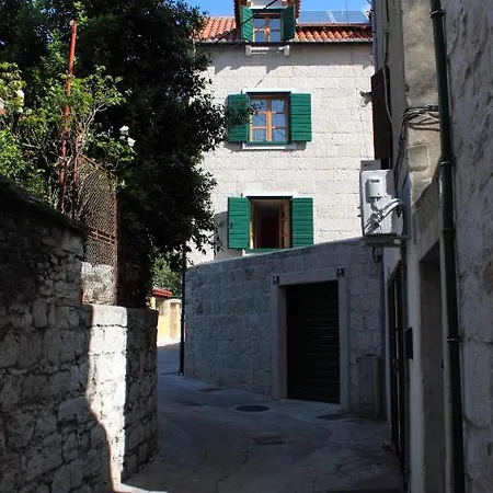 Apartment Perla